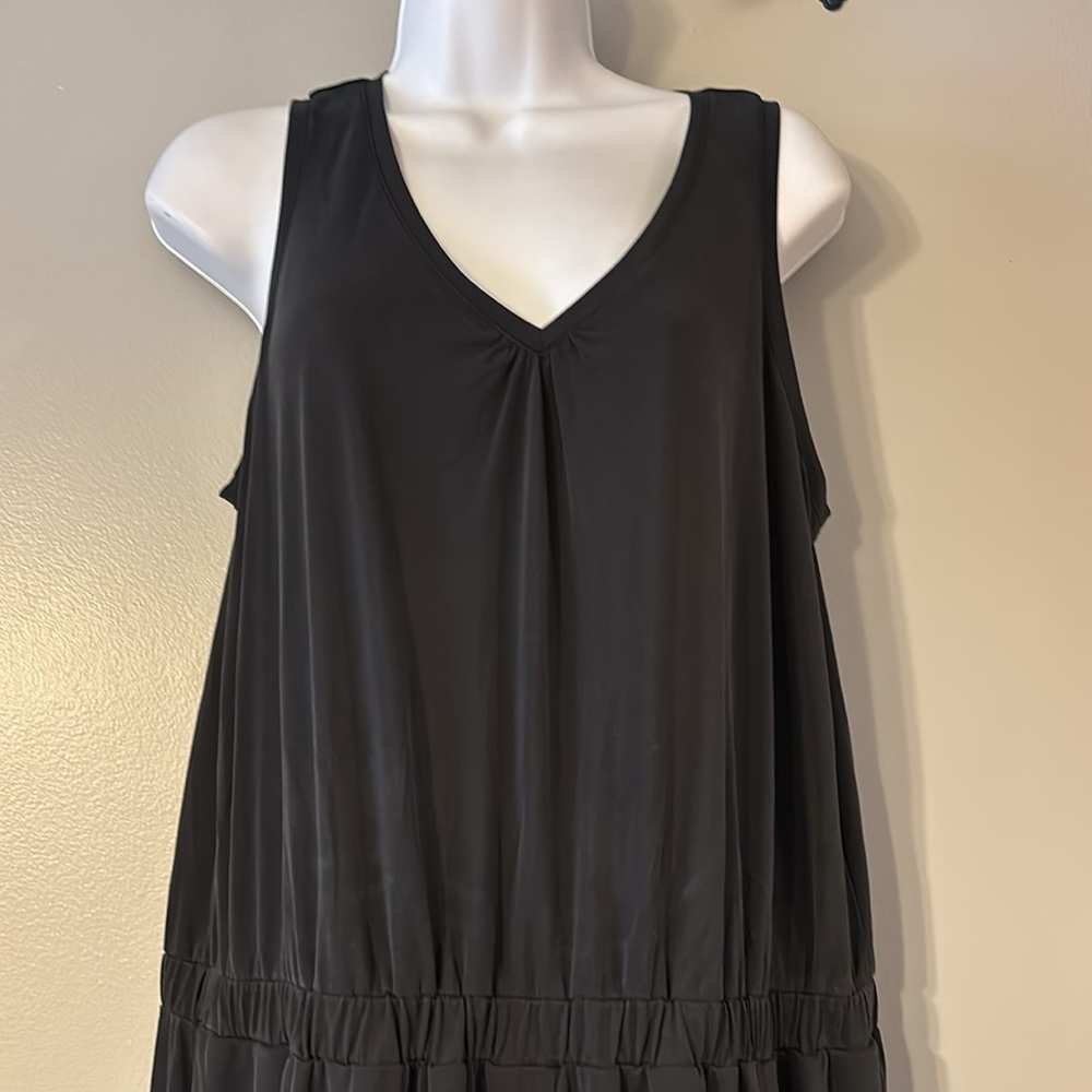 LISA RINNA DRESS - Picture 2 of 4